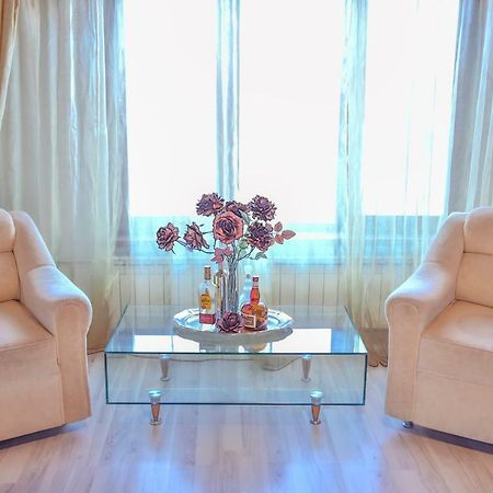 Dream Residence Romantic ブカレスト エクステリア 写真