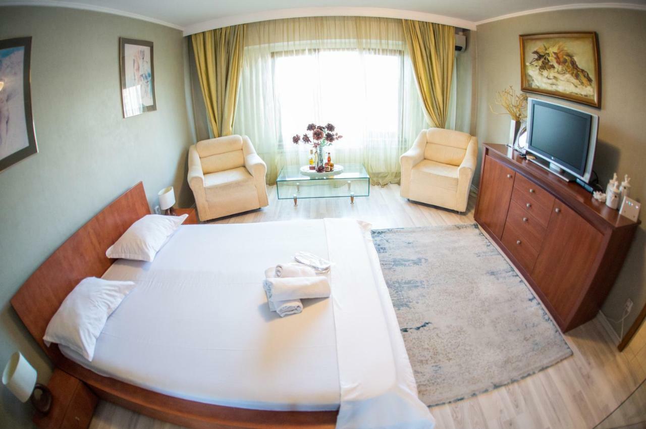 Dream Residence Romantic ブカレスト エクステリア 写真