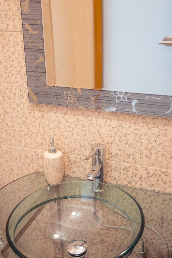 Dream Residence Romantic ブカレスト エクステリア 写真